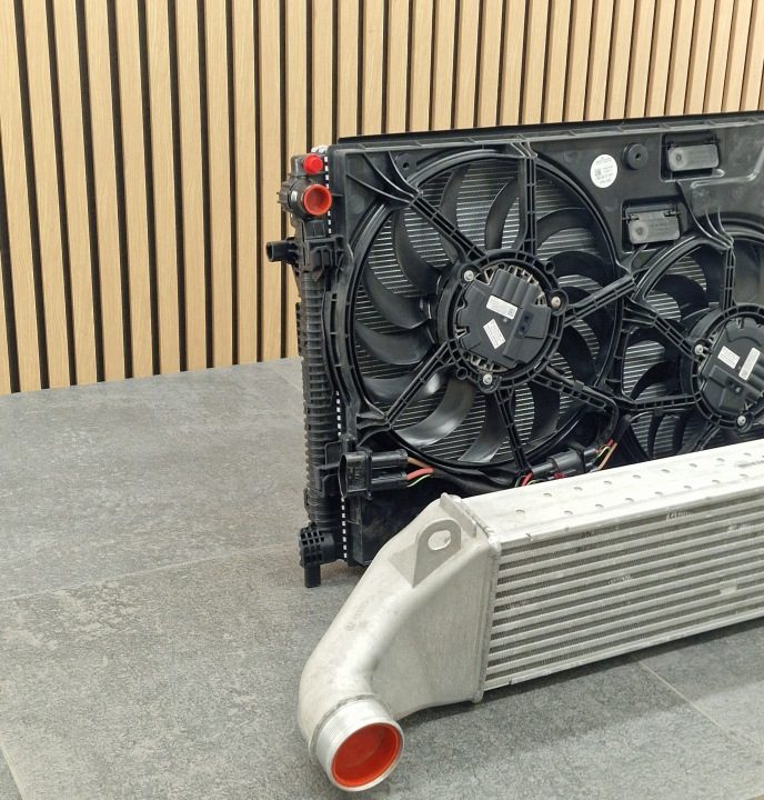 Комплект радиаторов интеркулер вентиляторы RS3 8Y 8V TT RS FV RSQ3 83A 2.5TFSI, фото 3