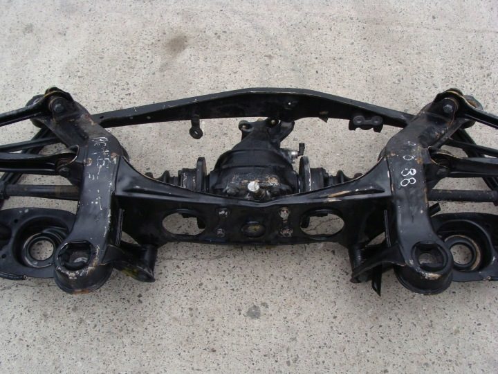 ПОДВЕСКА ЗАДНЯЯ В СБОРЕ MERCEDES W201 190 1988 г. НЕ MALOWANE НЕ РЕМОНТА, фото 5
