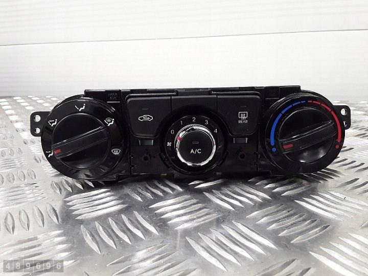 2011 Hyundai I-30 Модуль управления кондиционером C200347000, фото 1
