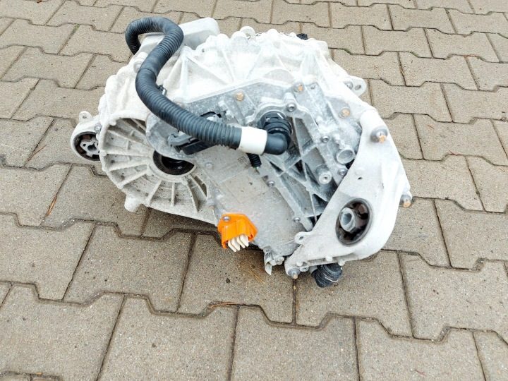 TESLA Y TESLA 3 22 г. Двигатель электрический передний исправный 1120960-20-G, фото 2