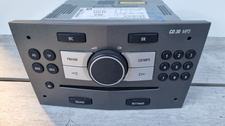 Магнитола cd30 mp3 Opel Astra H Zafira B WYLOGOWANE, фото 3