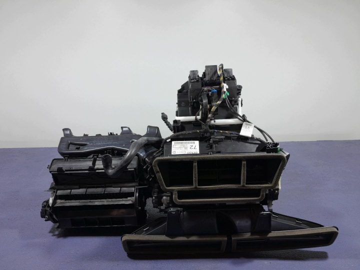 VW Passat B8 рестайлинг 19- отопитель европа 5WB816001, фото 2