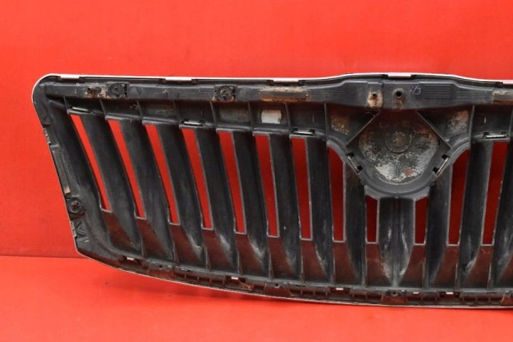 РЕШЕТКА РАДИАТОРА ЧЕРНАЯ ХРОМ 1Z0853651C SKODA OCTAVIA 2 II 08-13, фото 10