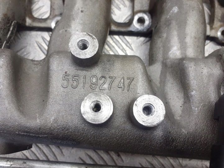 Впускной коллектор Opel Astra H 1.9 CDTI 55192747, фото 3