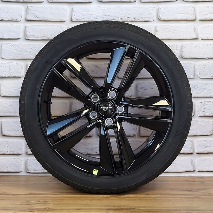 Колеса Зимние Комплект 4x Шт. Алюминиевый Ford Mustang Nokian 255/40 R19 9x19 ET45, фото 2
