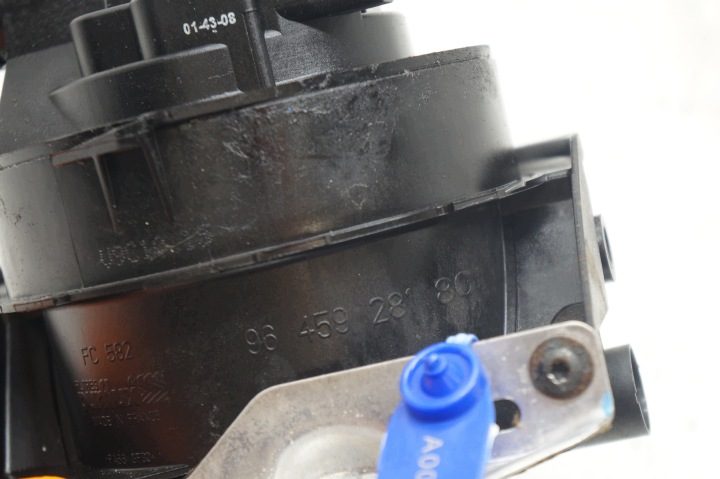 Корпус топливного фильтра 9645928180 Volvo C30 I S40 II V50 I C70 II, фото 6