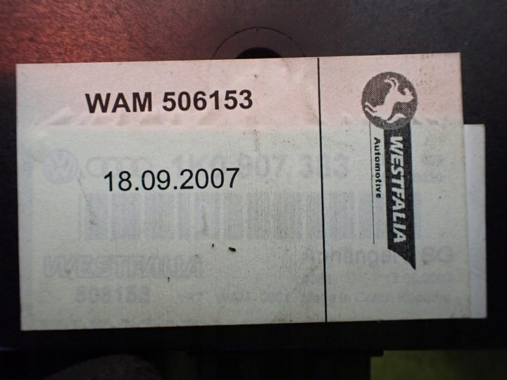 Przkeaźnik блок фаркопа Volkswagen Passat B6, фото 4