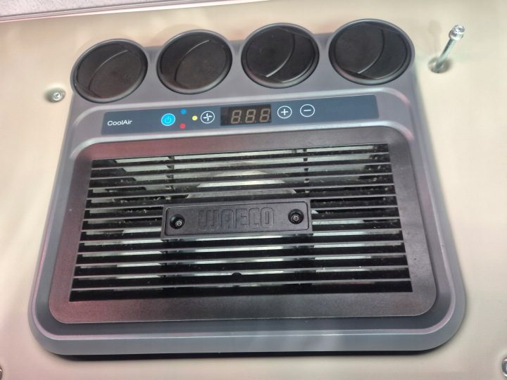 КОНДИЦИОНЕР СТОЯНОЧНЫЙ WAECO CoolAir 24V ТРАКТОР КОМБАЙН, фото 1