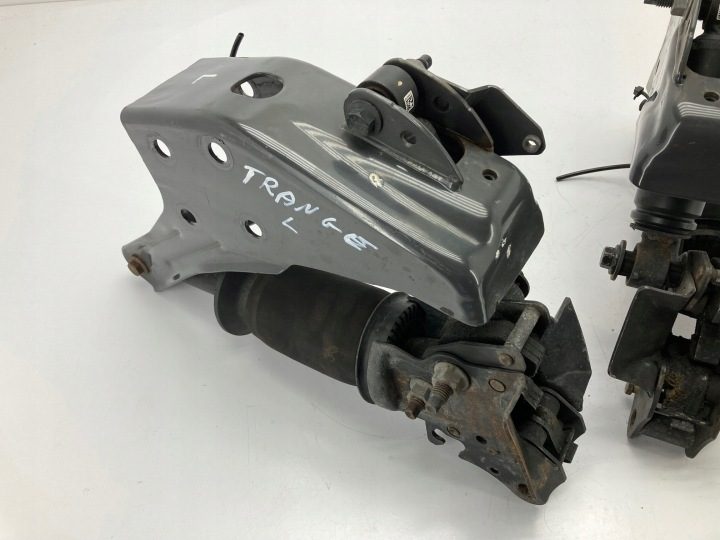RENAULT GAMA T RANGE ПОДВЕСКА КАБИНЫ ЗАДНЯЯ 21172132 21171968, фото 5