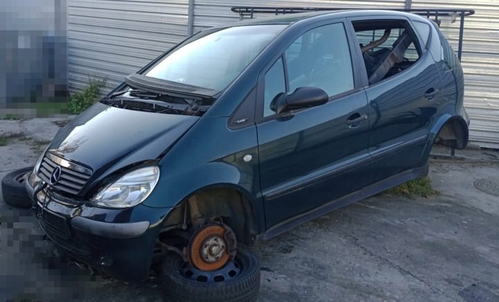 Mercedes-Benz OE A0005843117 лючок горловины бензобака, фото 9