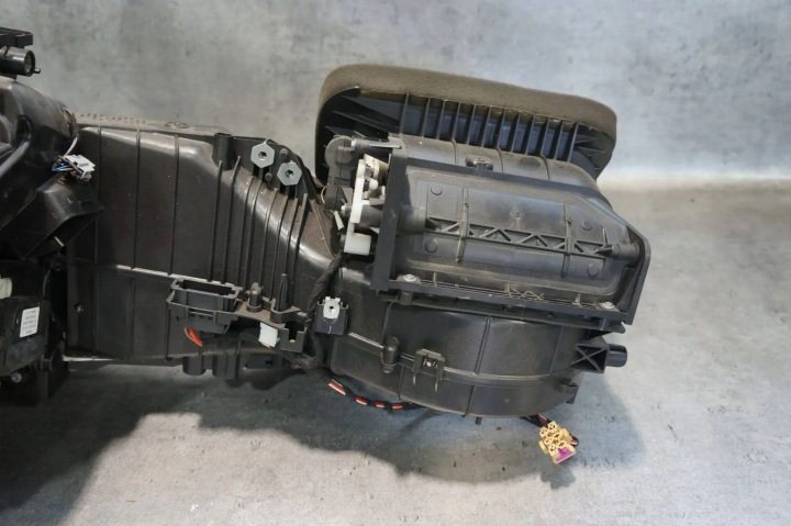 ОТОПИТЕЛЬ КОРПУС ПЕЧКИ VW GOLF V PLUS 5M1820003BM КОНДИЦИОНЕР, фото 3