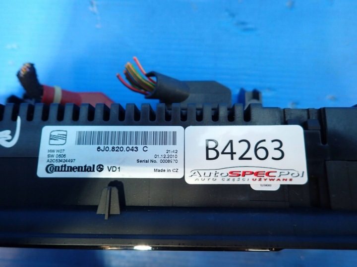 Seat Ibiza IV (6J,6P) 2017 Салон Блок управления климатом 6J0820043C, фото 4