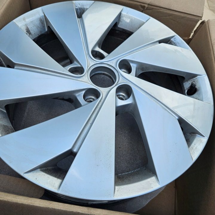 Литой диск Volkswagen GOLF 8 VIII 7.0" x 17" 5x112 ET 46, фото 4