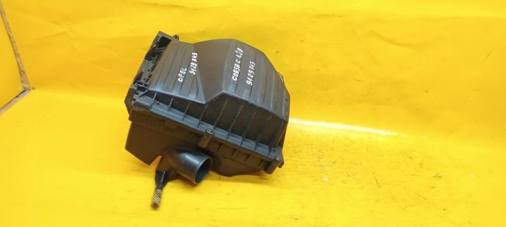 Корпус воздушного фильтра OPEL CORSA C 1,2 бензин 9129743 ., фото 9