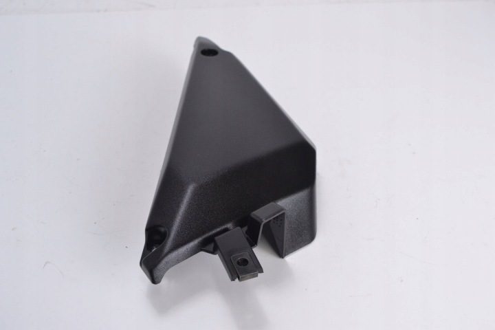 Вставка левая обтекатель KAWASAKI Z 650 23-25, фото 3
