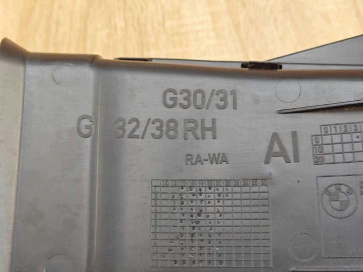 ОРИГИНАЛЬНЫЙ ВОЗДУХОВОД ВОЗДУХА ПРАВЫЙ BMW 5 G30 G31 7394666 20 л.с., фото 4