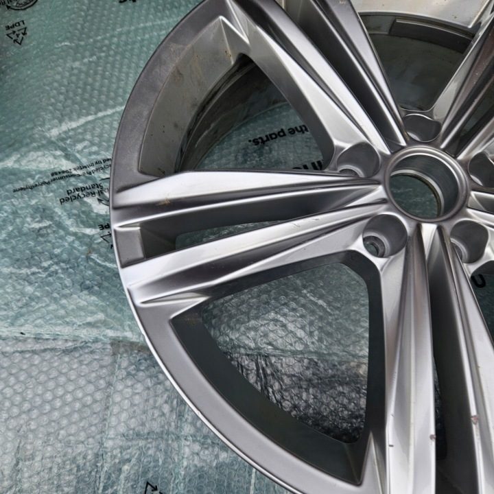 Литой диск Volkswagen OE 5NA601025M 7.0" x 18" 5x112 ET 43, фото 12