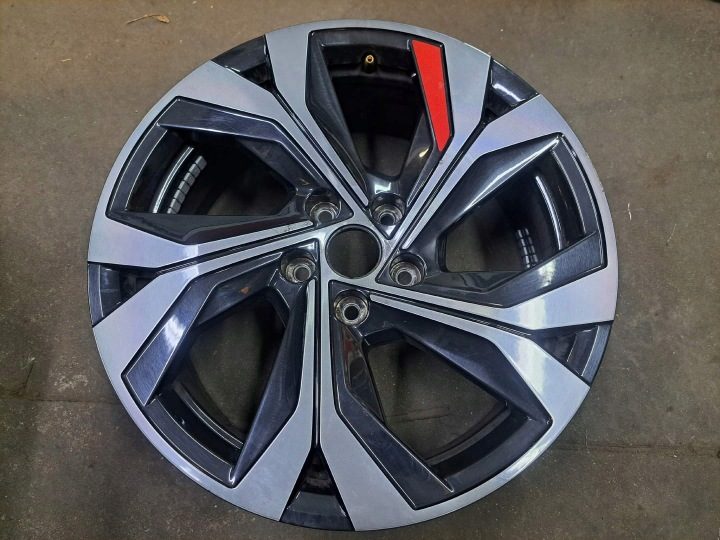 Литой диск Renault OE 403009719R 7.0" x 18" 5x114.3 ET 35, фото 1