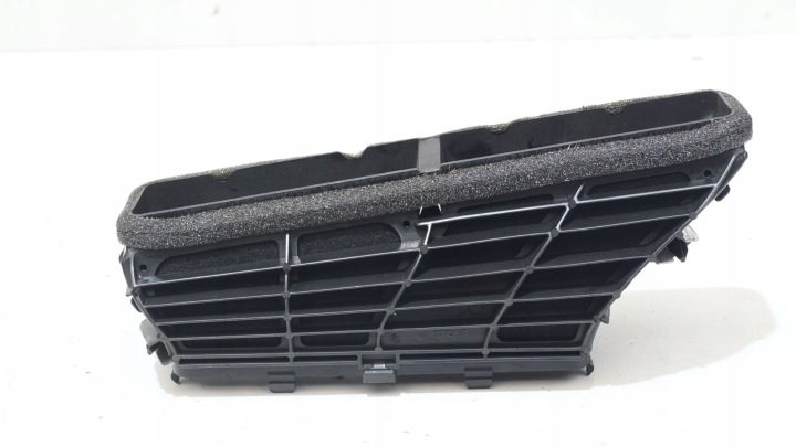 Воздуховод 8T2819389 AUDI A4 B8, фото 1