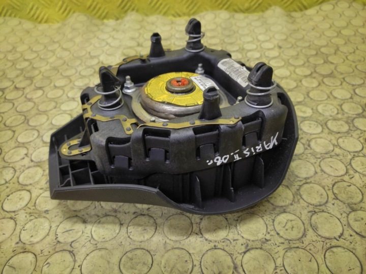 Toyota Yaris II Airbag водителя, фото 4