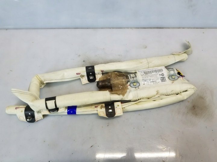 ШТОРКА ПОДУШКА БЕЗОПАСНОСТИ ПРАВАЯ VW GOLF VI 5K6880742F, фото 1