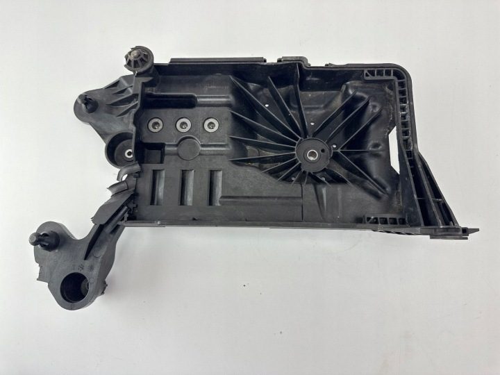 Площадка аккумулятора Audi A3 8Y 20- 1.5 TSI 5WA915331, фото 1