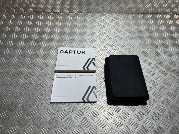 ИНСТРУКЦИЯ ПО ЭКСПЛУАТАЦИИ ЧЕХОЛ RENAULT CAPTUR II 19-, фото 1