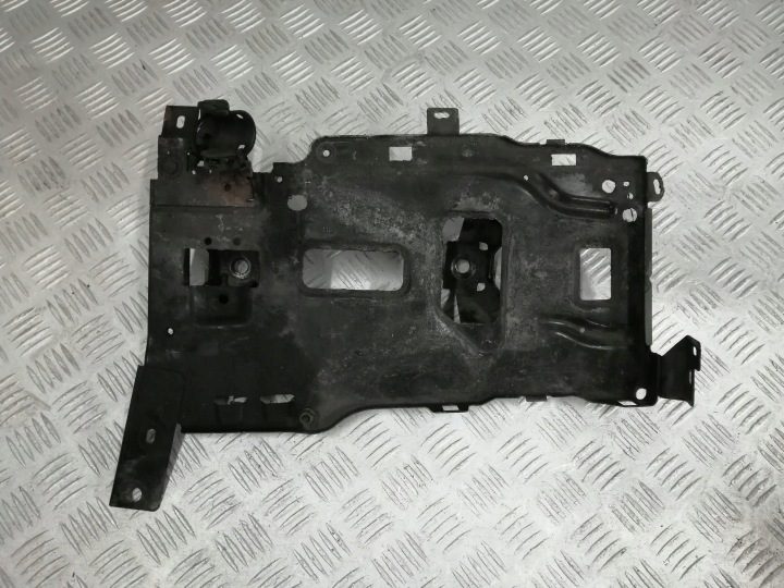 Площадка аккумулятора Peugeot 3008 II 9815411580, фото 1