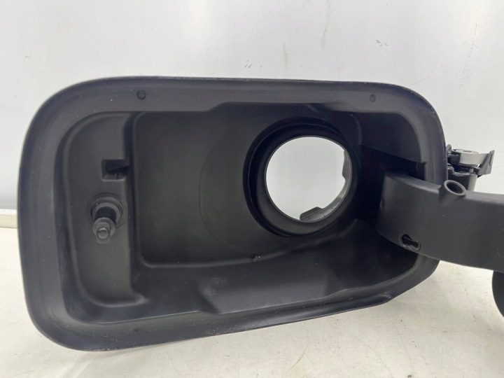 Лючок горловины бензобака BMW 5 G30 M5 F90 СЕДАН 17-20r. НЕ PRZEBITA 738793, фото 3
