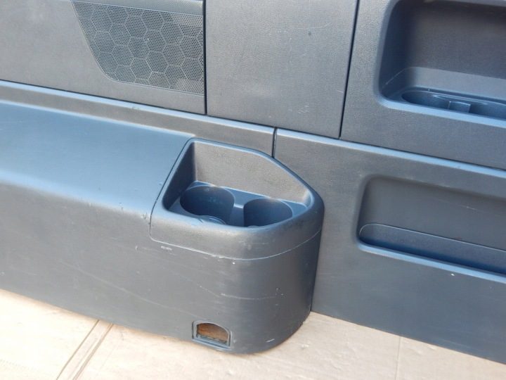 VW T5 MULTIVAN обшивка боковина левая 1- ДВ. 7H5863137B, фото 6