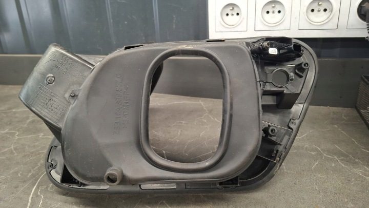 VW ID.3 лючок горловины бензобака 10A809857C, фото 4