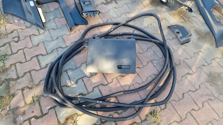 Накладка стойки порога бардачок уплотнитель двери тоннель Mercedes H243 W243 EQA, фото 5