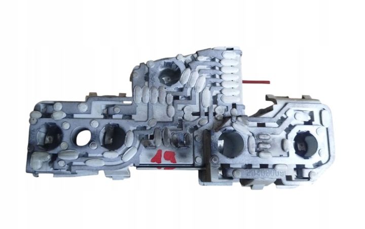 Контакты заднего фонаря VW PASSAT B5 (3B3) 3B5945258B 1.9L дизель 96 кВт 2002, фото 1