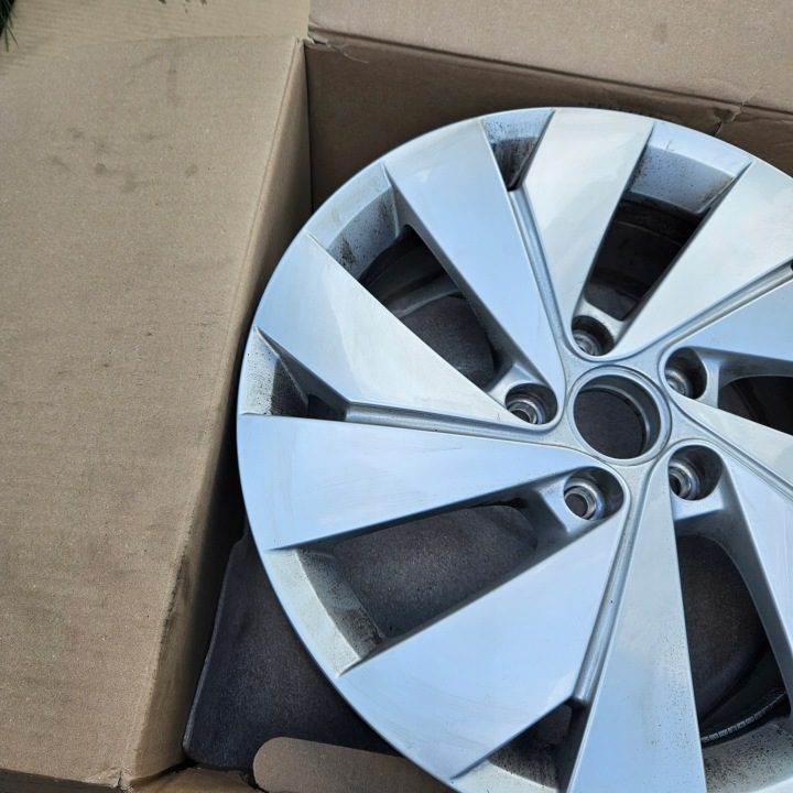 Литой диск Volkswagen GOLF 8 VIII 7.0" x 17" 5x112 ET 46, фото 3