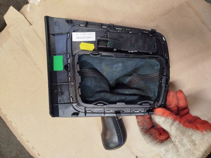 РАМКА ПЫЛЬНИКА РУЧКА ПЕРЕКЛЮЧЕНИЯ ПЕРЕДАЧ ПАНЕЛЬ VW SEAT LEON III 5F1713203B, фото 4
