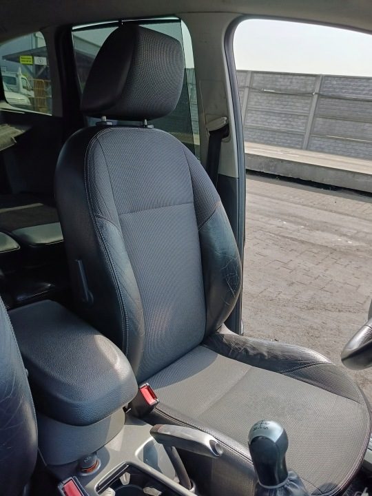 Ford C-MAX РЕСТАЙЛИНГ 07-11 СИДЕНЬЕ ЛЕВОЕ ВОДИТЕЛЯ ПОЛУКОЖА, фото 2