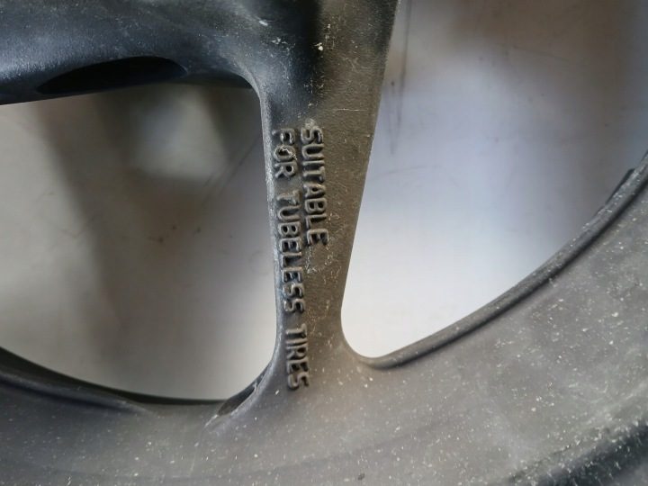Колесо диск шина Передняя Yamaha T-Max TMAX 560 120/70/15, фото 9