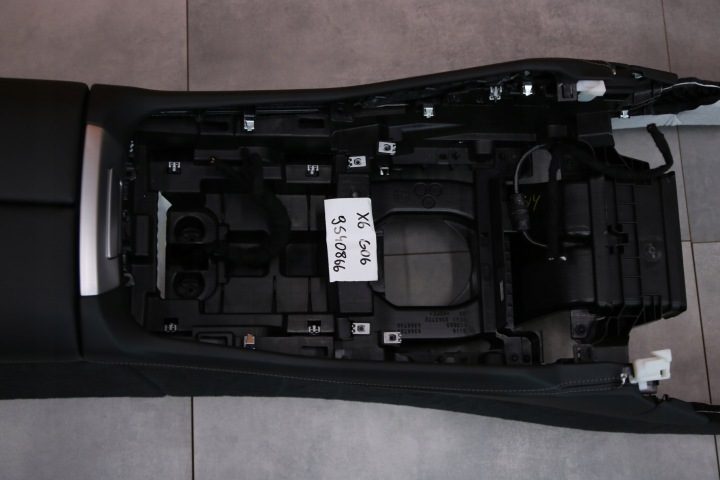 BMW X6 G06 ЦЕНТРАЛЬНЫЙ ТОННЕЛЬ ПОДЛОКОТНИК ПОДОГРЕВАЕМЫЙ ЧЕРНЫЙ SENSAFIN 9495661, фото 9
