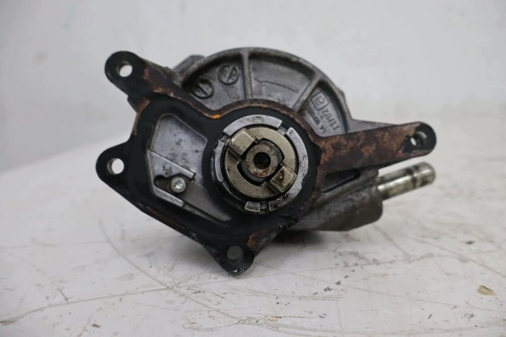 НАСОС ВАКУУМНЫЙ MERCEDES BENZ ML W164 3.0CDI A6422300165, фото 2