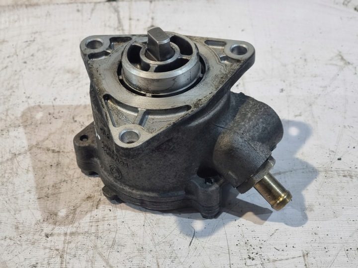 НАСОС ВАКУУМНЫЙ OE 46771105 LANCIA LYBRA 1.9 JTD 85 кВт 05 г., фото 2