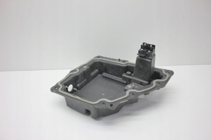 Полка аккумуляторная комплект Range Rover Sport L461 M8E2-10697-AE, фото 1