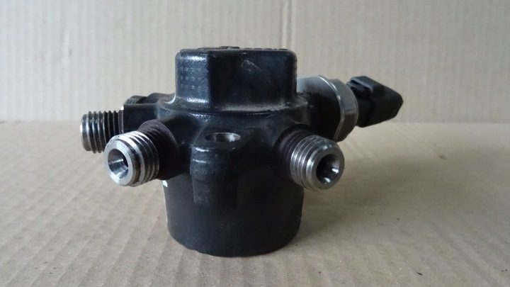 Focus MK1 1 I 1.8 TDCI топливная рампа R9144Z020D, фото 3