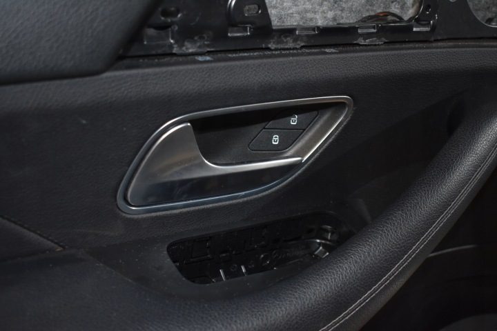 ОБШИВКА ДВЕРИ ПЕРЕДНЯЯ ЛЕВАЯ MERCEDES W167 ВНЕДОРОЖНИК 1, фото 2