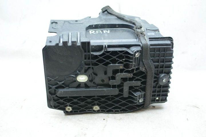 Основание кожух аккумулятора Land Rover Evoque L538 L550 6G9N-10757-AF, фото 3