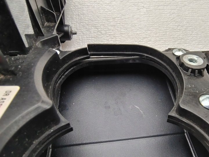 Hyundai IONIG 5 В лючок гнездо зарядка, фото 3