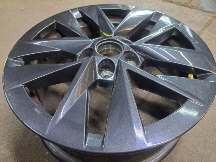 Литой диск Skoda OE 6VA601025 5.5" x 15" 5x100 ET 40, фото 2