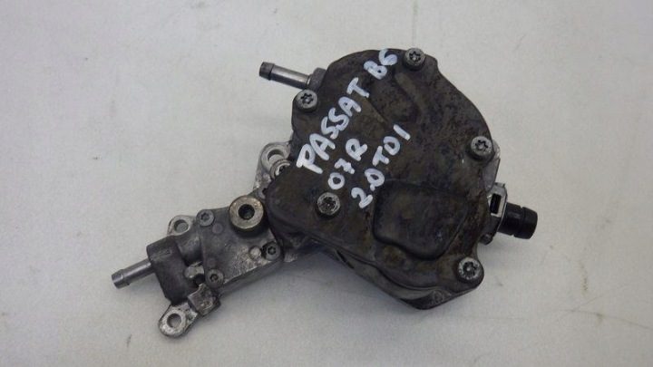 НАСОС ВАКУУМНЫЙ VW PASSAT B6 2.0 TDI 038145215 PASSAT B6, фото 1