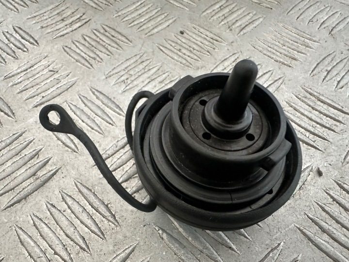 VW AUDI КРЫШКА ГОРЛОВИНЫ БЕНЗОБАКА 3C0201553E, фото 15