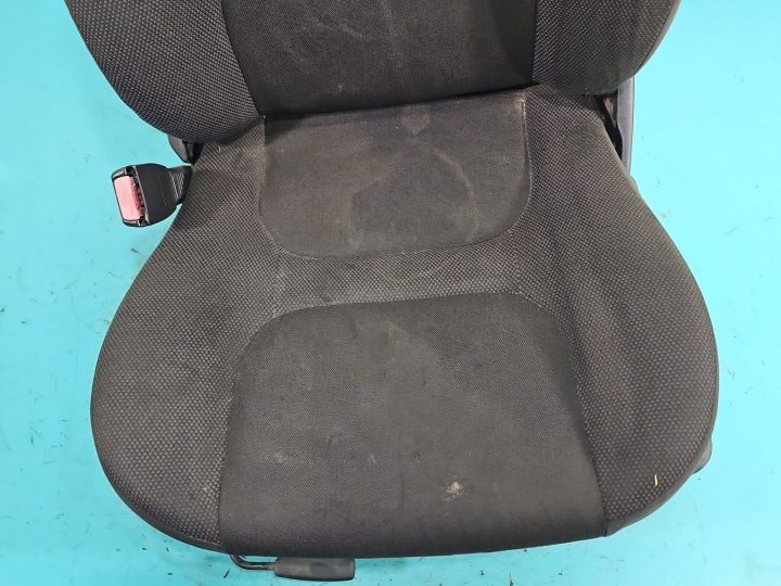 Сиденье левое переднее водителя Land Rover Freelander I EU 5D, фото 2