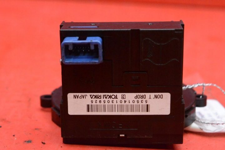 Mitsubishi OE датчик угла поворота руля 8651A115, фото 5